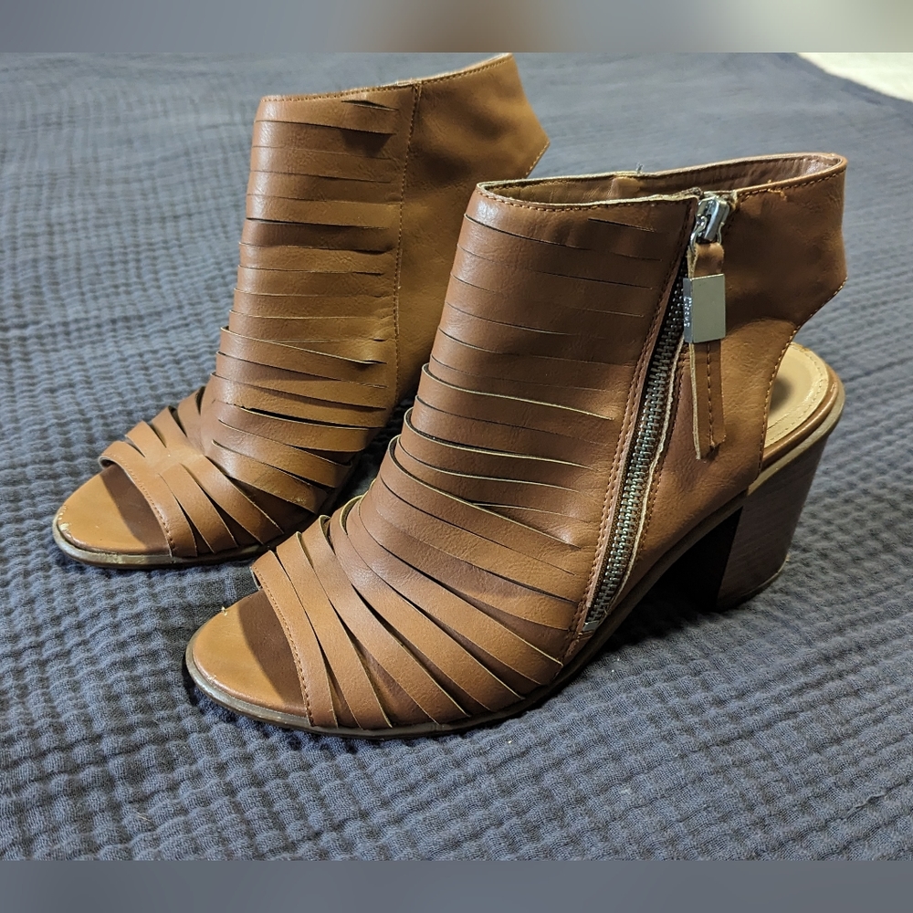 Circus by Sam Edelman women’s size 9 block heel shoes